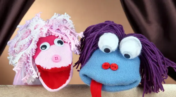 Pacynka ze skarpetki DIY: Ożyw stare skarpetki! Instrukcja krok po kroku